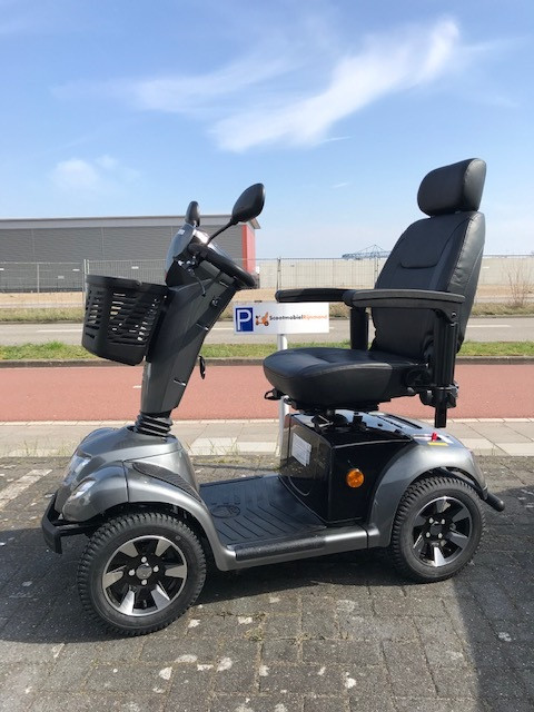 Carpo 4 wiel grijs model 2021